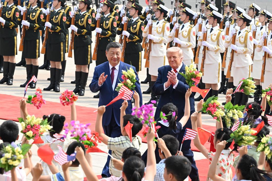 Xi Jinping: cerimonia di benvenuto per l'arrivo di Donald Trump
