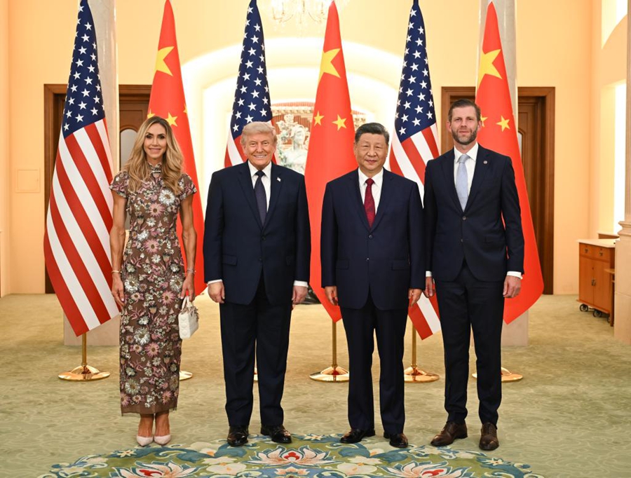 Xi Jinping ospita il banchetto di benvenuto per Donald Trump