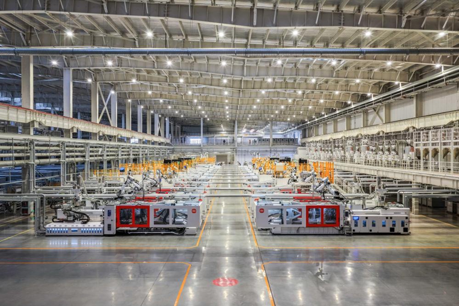 Nuovi consumi all'insegna del divertimento nella Optic Valley di Wuhan