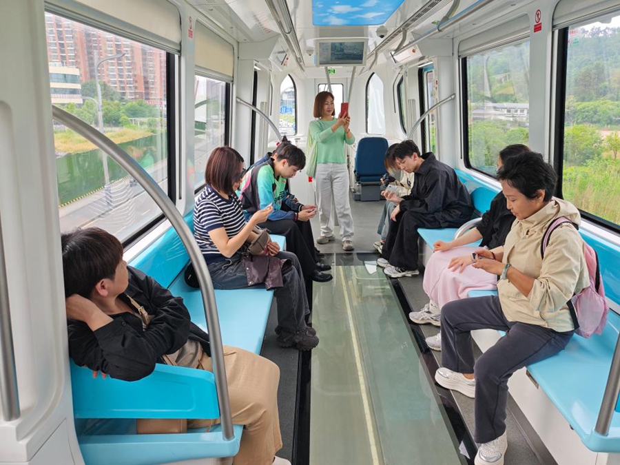 Nuovi consumi all'insegna del divertimento nella Optic Valley di Wuhan
