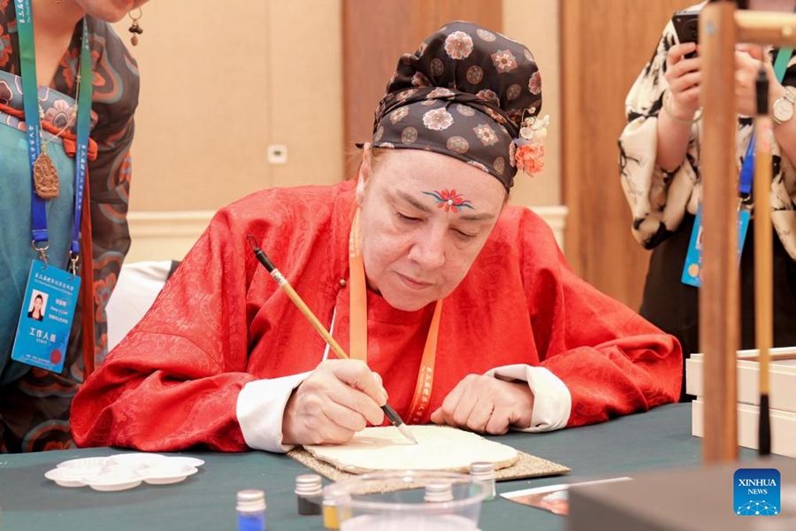 Conferenza dei sinologi prende il via a Dunhuang, in Cina