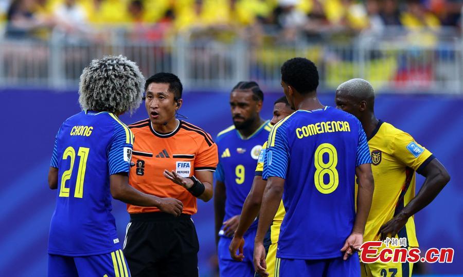 Arbitri cinesi protagonisti ai Mondiali