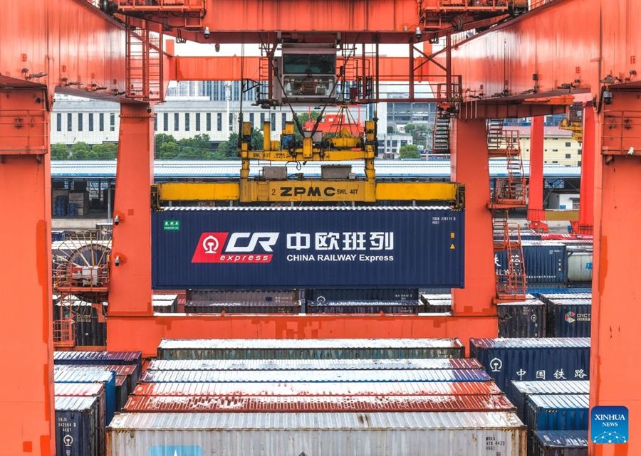 Chongqing potenzia la capacità dei treni merci Cina-Europa per favorire l'esportazione di automobili
