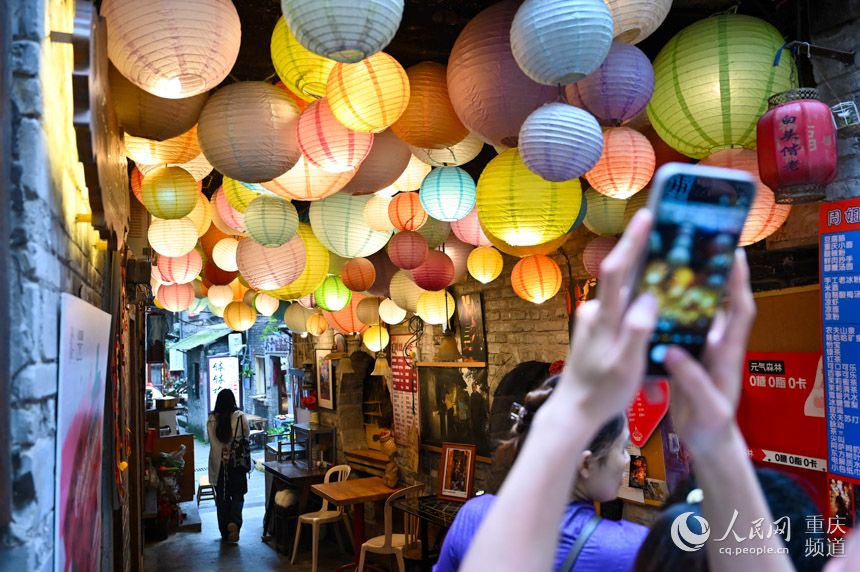Il centro storico di Chongqing diventa virale
