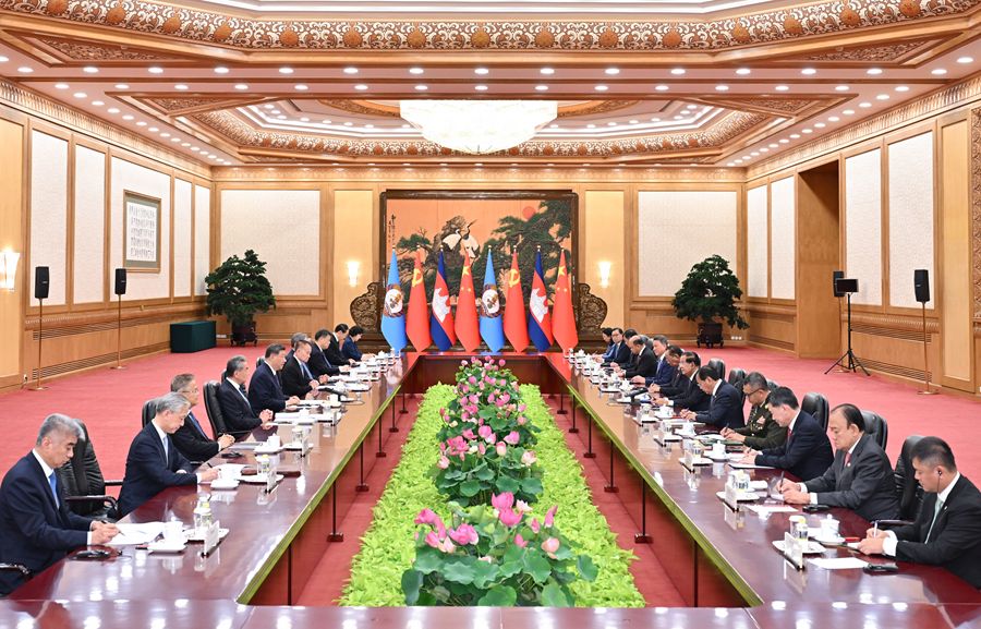 Incontro tra Xi Jinping e Hun Sen