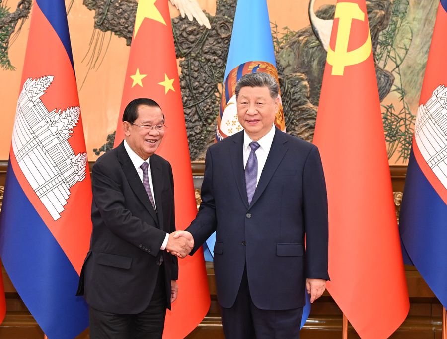 Incontro tra Xi Jinping e Hun Sen