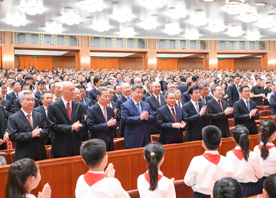 Concerto per il 105º anniversario della fondazione del PCC svolto a Beijing
