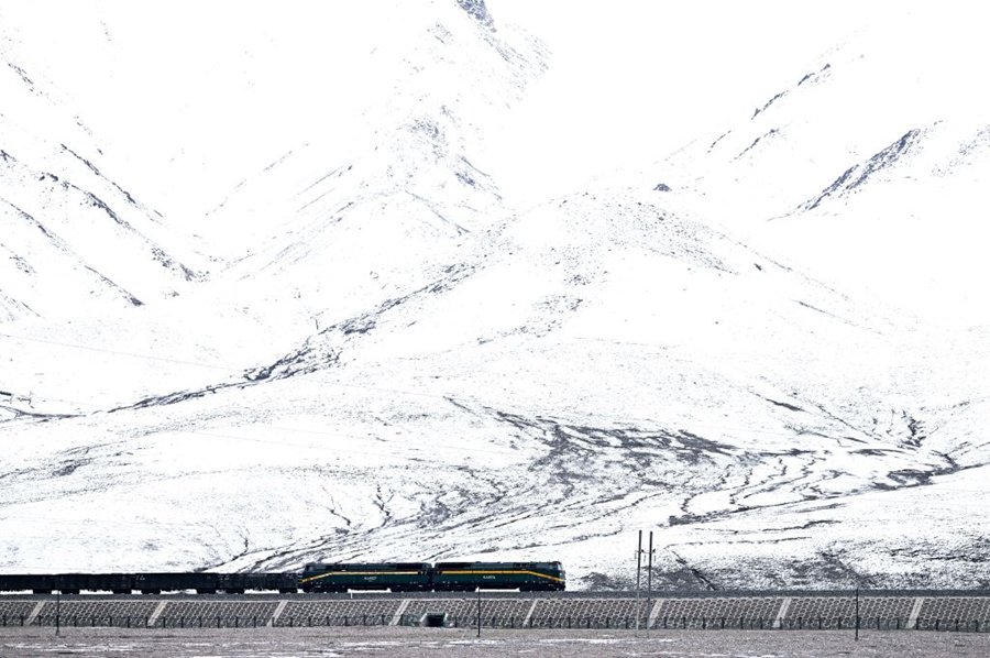 Tubi termici a protezione della ferrovia Qinghai-Xizang
