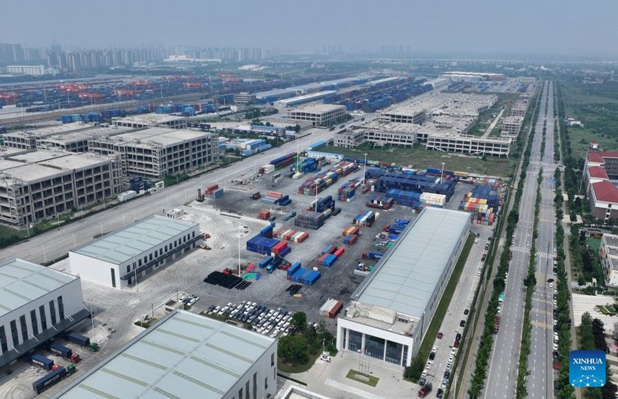 Treno merci Cina-Europa, un'arteria di crescita tra Xi'an e Almaty