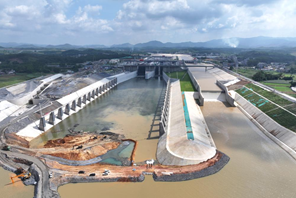 Arriva l'acqua nel Canale Pinglu