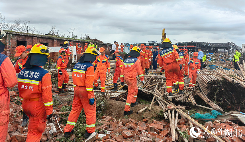 Operazioni di soccorso a seguito del tornado a Huanggang, Hubei