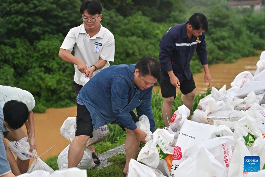 La Cina invia ulteriori aiuti per le calamità nel Guangxi