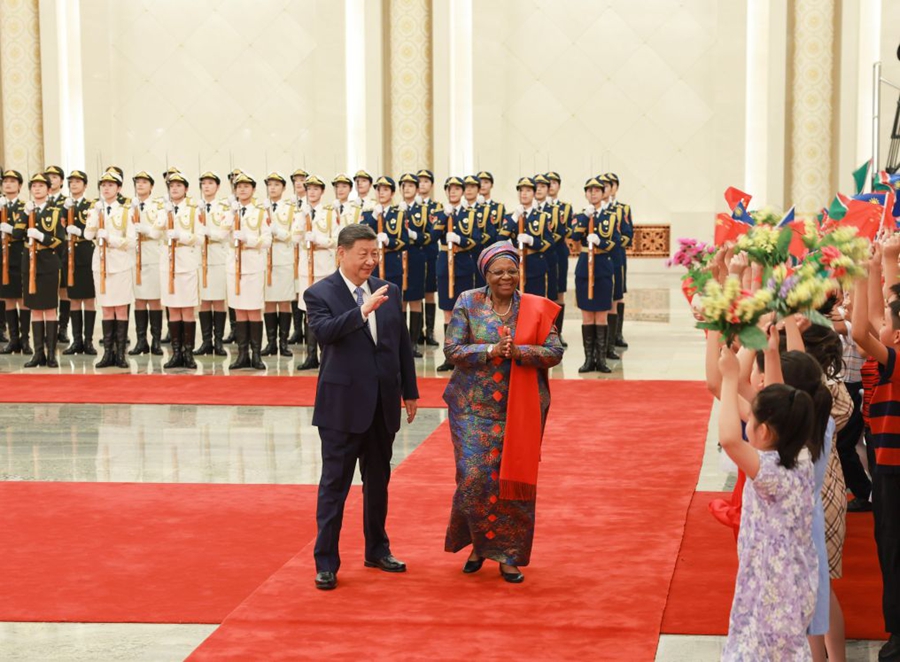 Colloquio tra Xi Jinping e la Presidente della Namibia Netumbo Nandi-Ndaitwah
