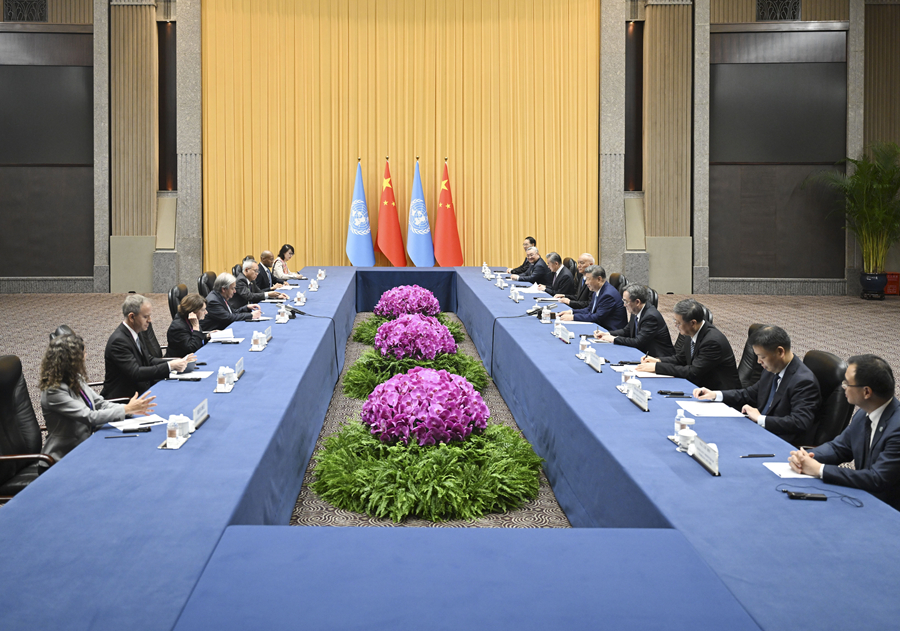 Incontro tra Xi Jinping e il Segretario Generale dell'ONU Guterres a Shanghai