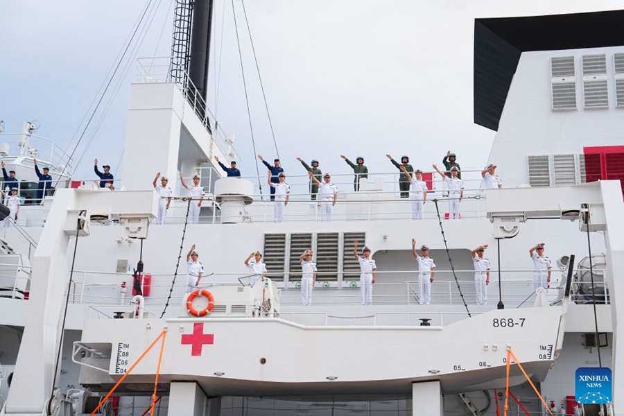 Nave ospedale della Marina cinese salpa per una missione medico-umanitaria in Africa e Asia meridionale