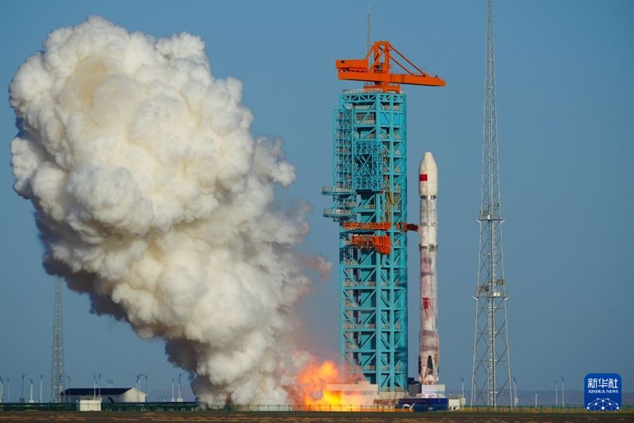 Cina, primo recupero di un razzo sulla terraferma