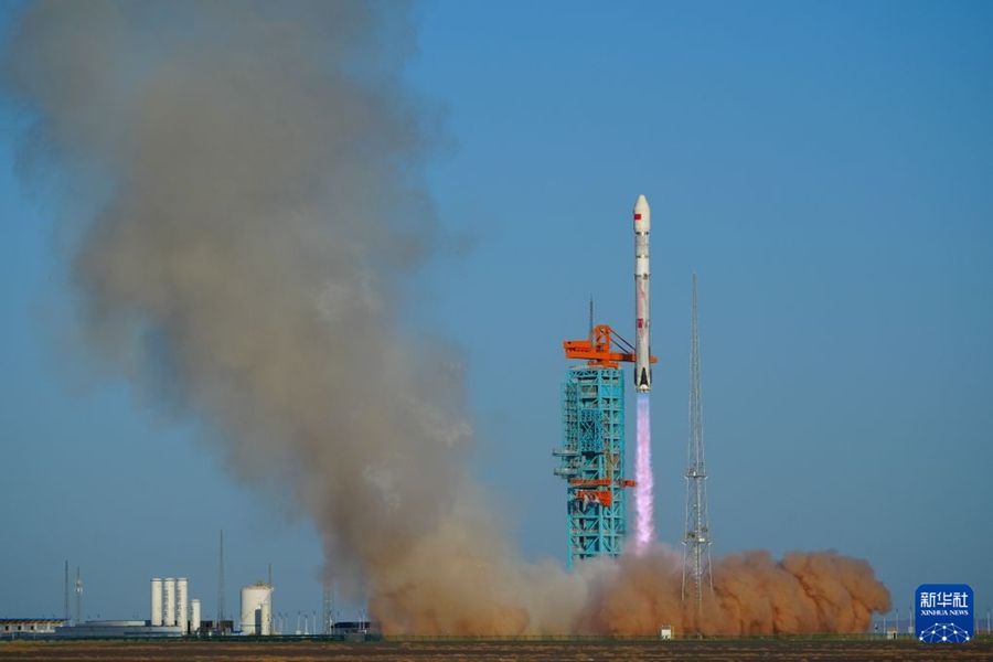 Cina, primo recupero di un razzo sulla terraferma