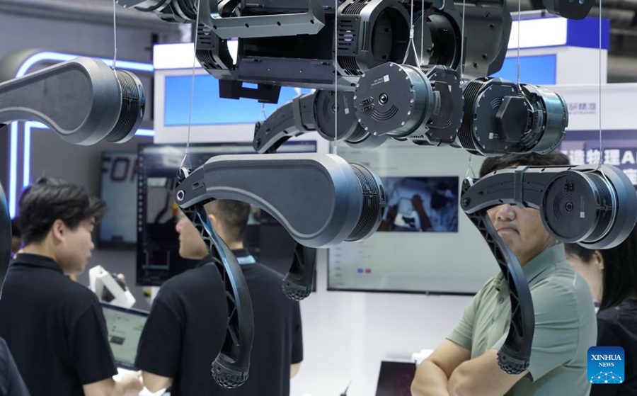 Al via a Beijing la World Robot Conference 2026