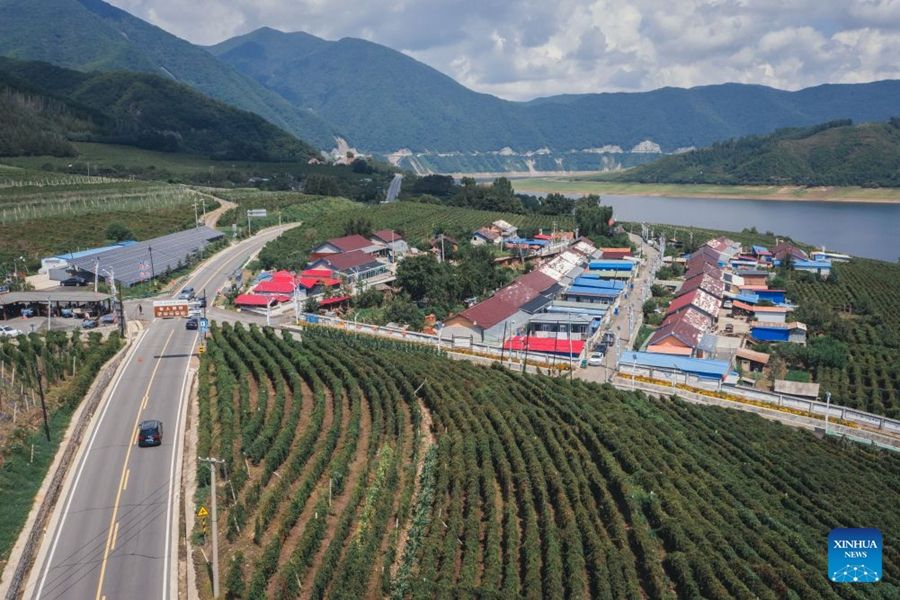 Jilin, l'autostrada nazionale rilancia un borgo di confine