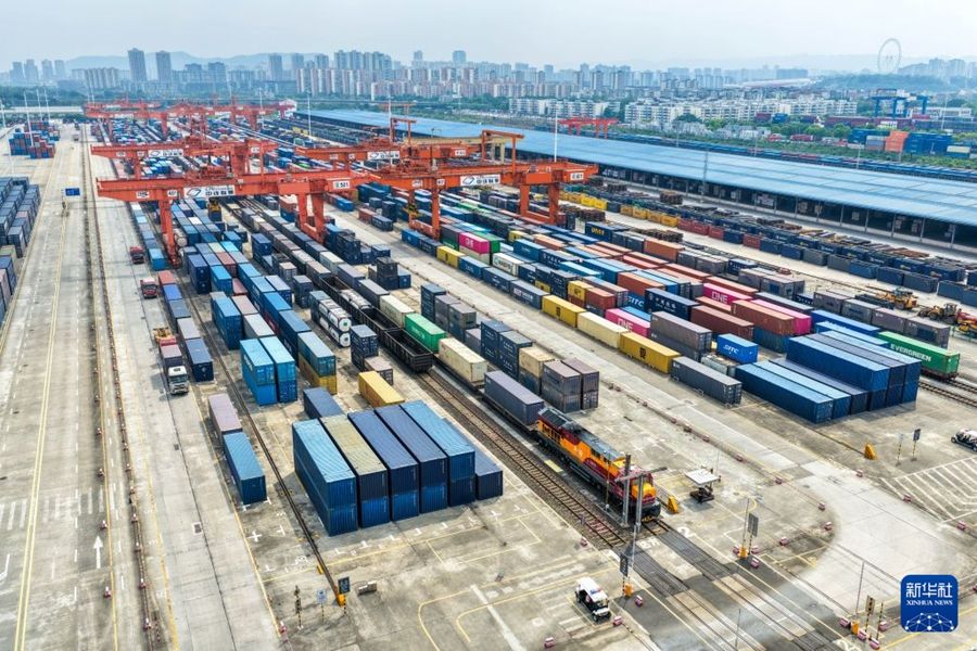 Chongqing, i treni merci Cina-Europa registrano una "doppia crescita" nei primi sette mesi dell'anno