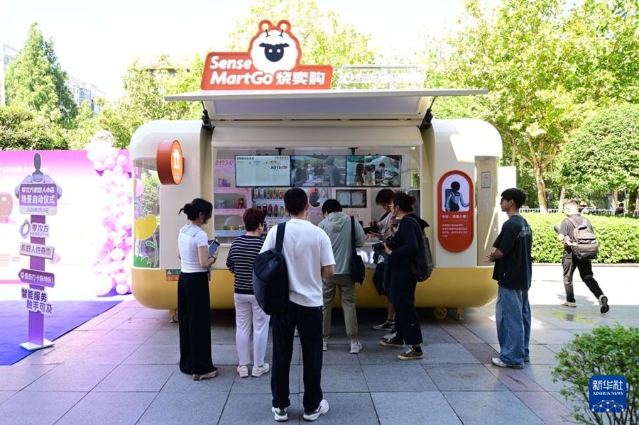 Hefei, l'intelligenza incarnata apre nuovi scenari nei servizio commerciale