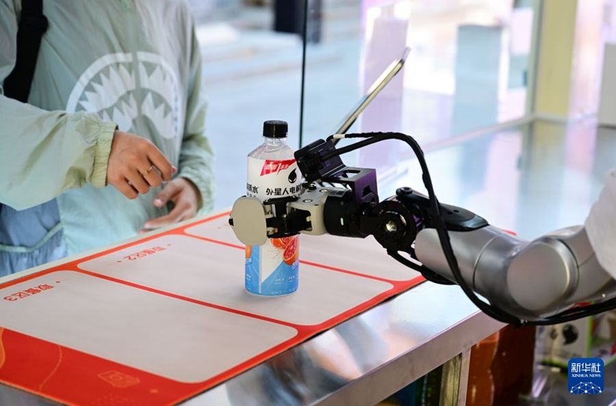 Hefei, l'intelligenza incarnata apre nuovi scenari nei servizio commerciale