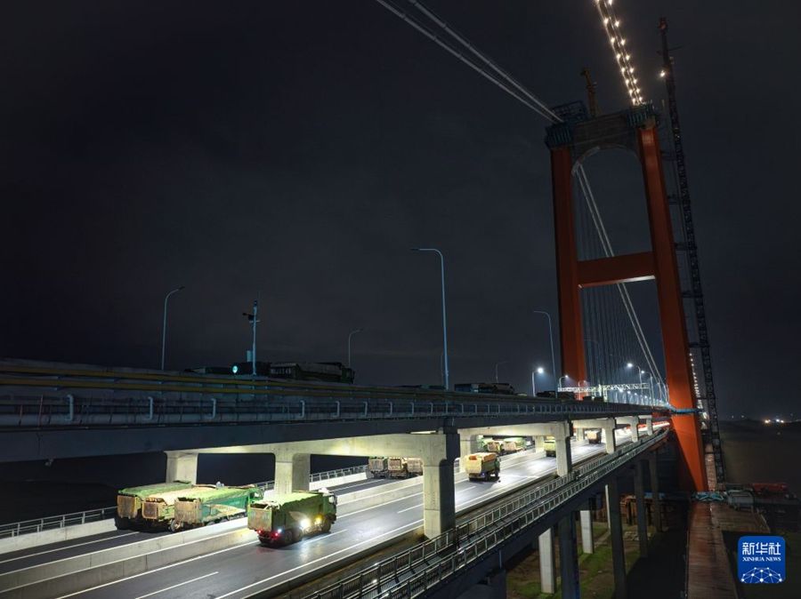 Hubei, avviati i test di carico sul Ponte Yanji sul fiume Yangtze