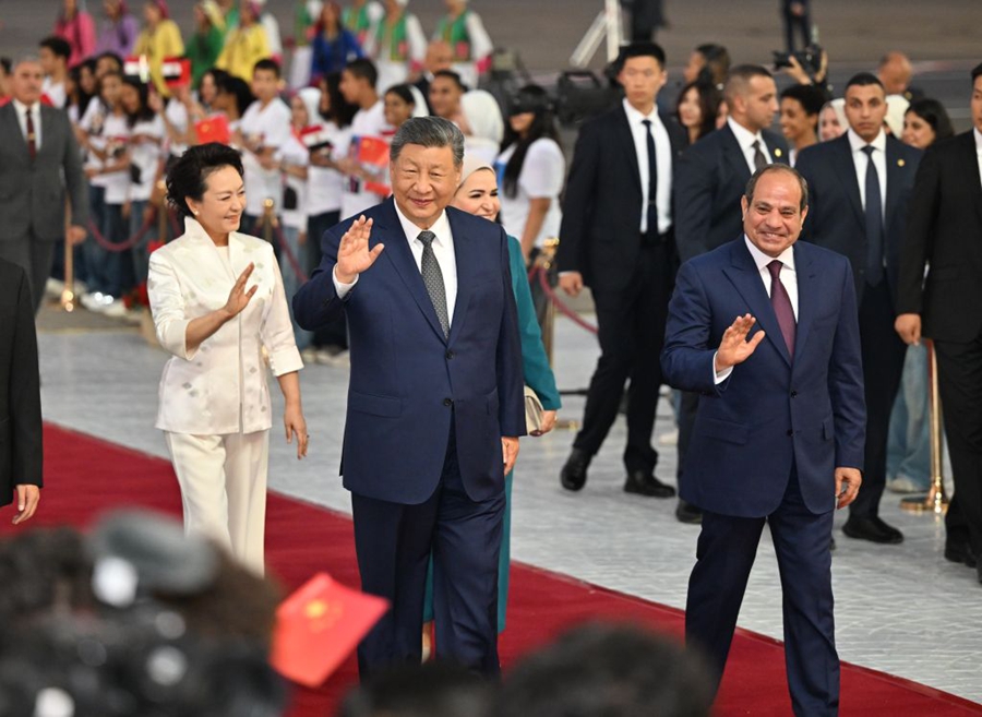 Cairo, Xi Jinping inizia la visita di Stato in Egitto