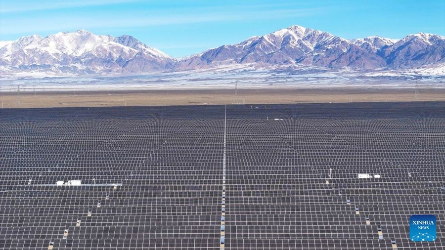 Cina, il fotovoltaico supera per la prima volta il carbone per capacità installata