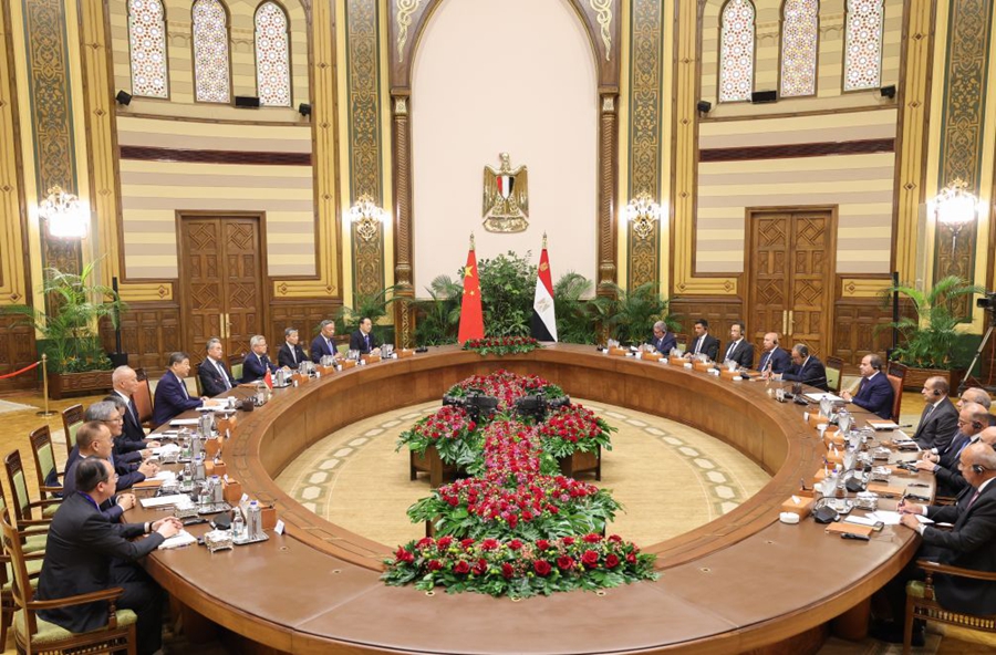 Cairo, colloquio tra Xi Jinping e Abdel Fattah al-Sisi
