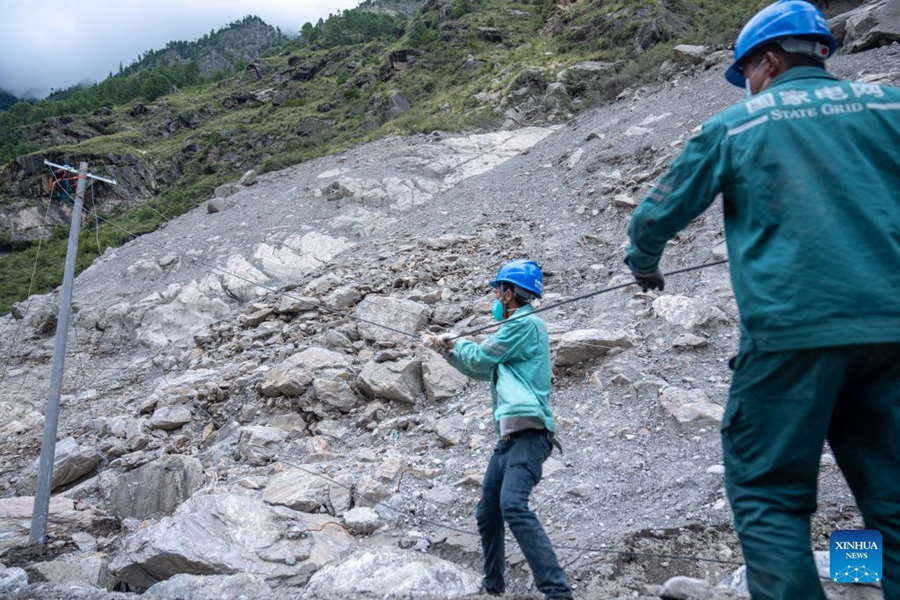 Gyirong, ripristinata l'elettricità al valico di frontiera colpito dalla colata di fango