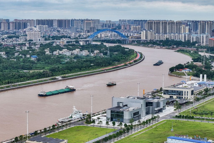 Il Canale Pinglu apre ufficialmente alla navigazione