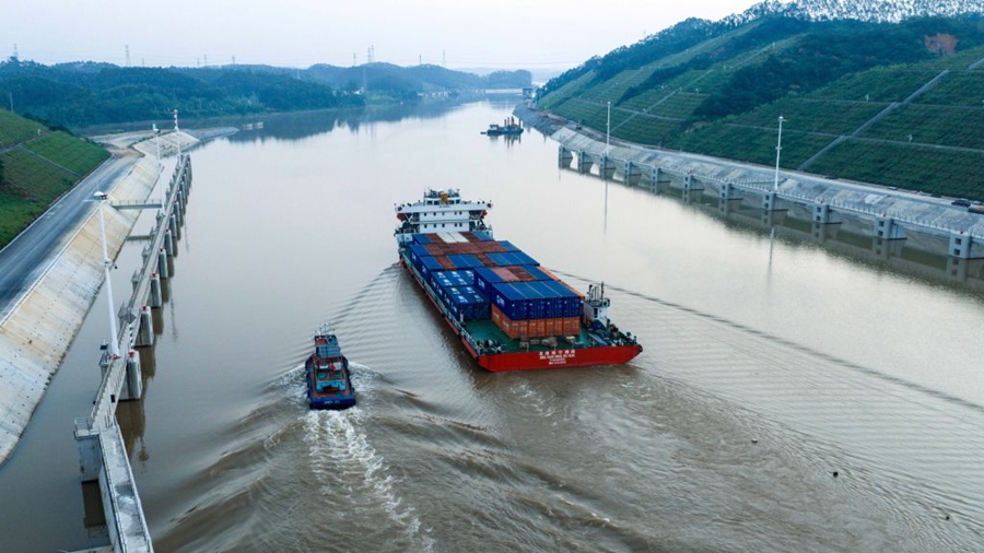 Il Canale Pinglu apre ufficialmente alla navigazione