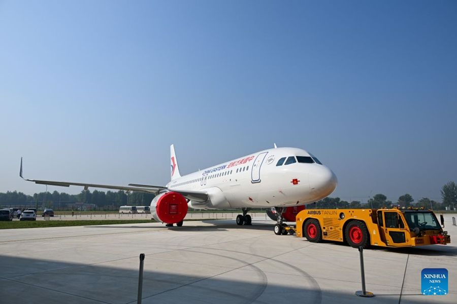 Primo velivolo della famiglia A320 assemblato presso la nuova Linea di Assemblaggio Finale (FAL) di Airbus a Tianjin, nella Cina settentrionale. (16 settembre 2026 - Xinhua/Sun Fanyue)