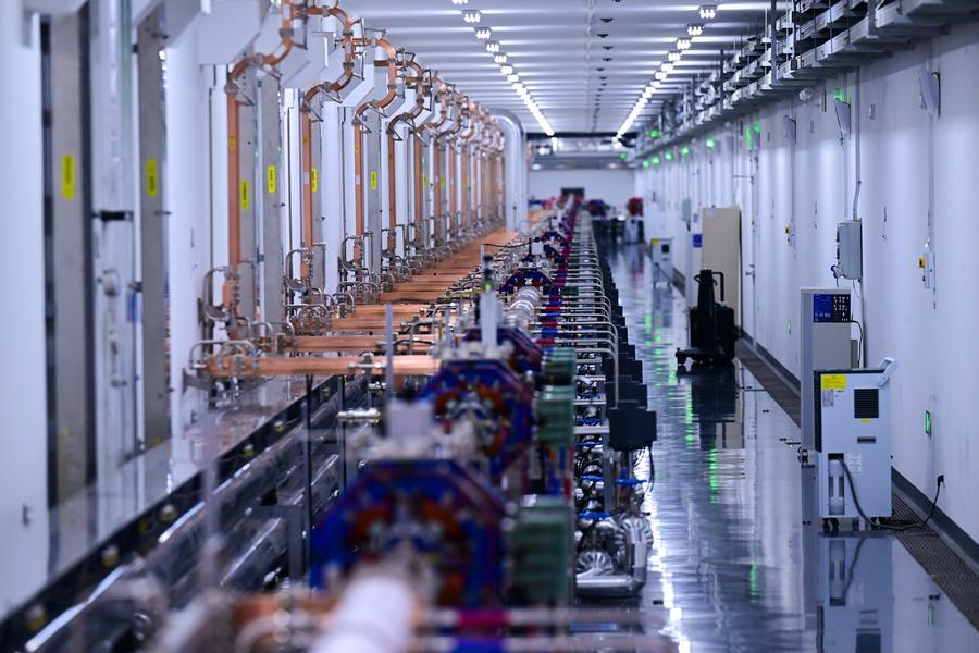 L'impianto cinese di radiazione di sincrotrone di nuova generazione realizza il primo fascio di elettroni