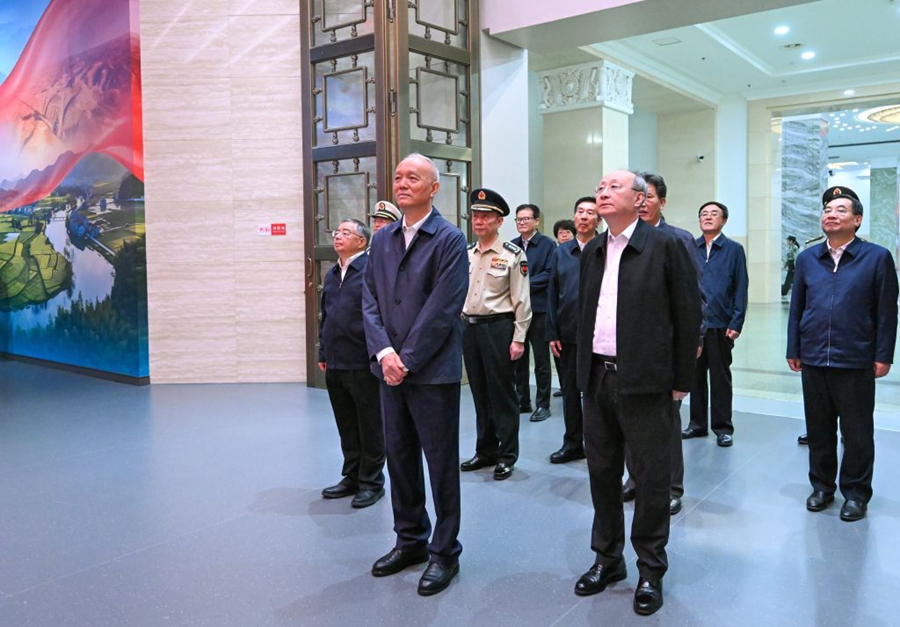 La Cina organizza una mostra per celebrare il 90° anniversario della vittoria della Lunga Marcia