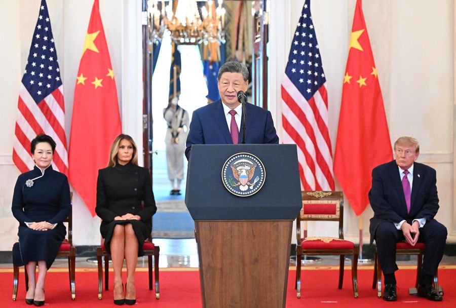 Xi Jinping partecipa alla cerimonia di benvenuto organizzata dal Presidente statunitense Trump alla Casa Bianca