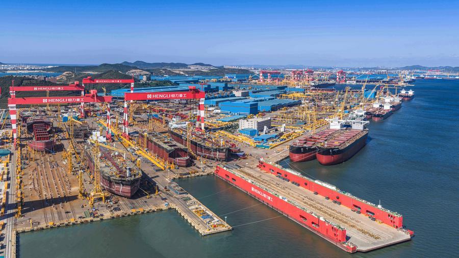 Uno sguardo alla "Fabbrica del Futuro" per la cantieristica navale a Dalian