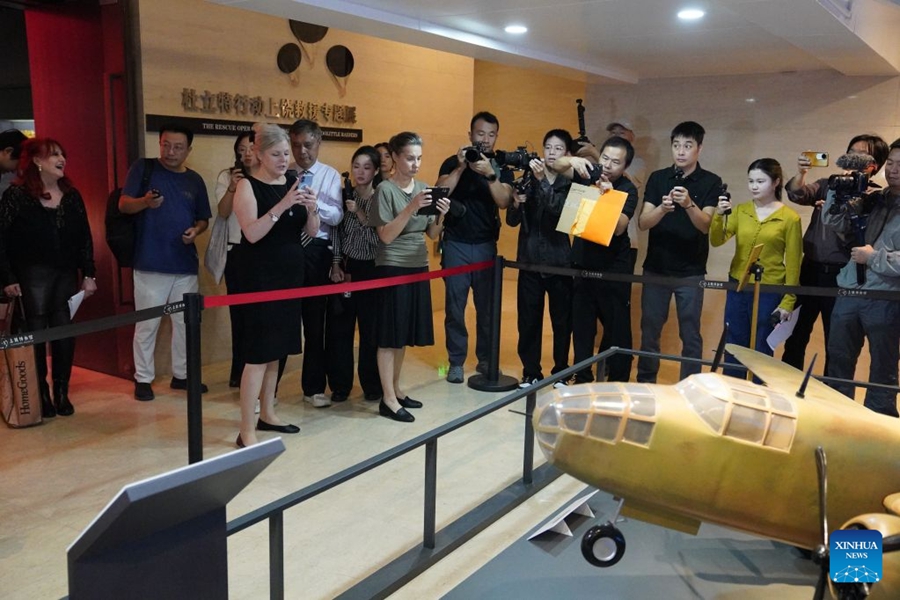 Discendenti dei partecipanti al Raid Doolittle visitano Shangrao