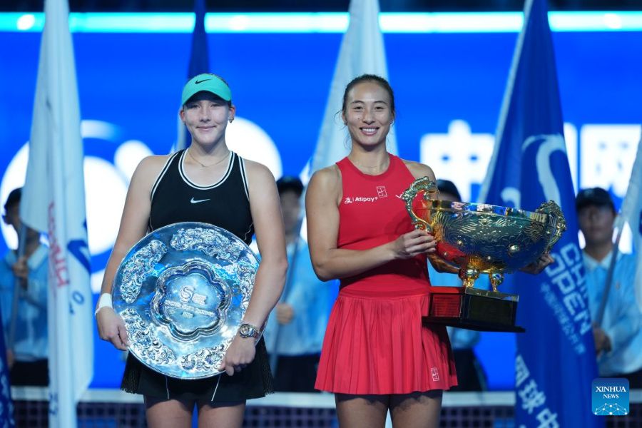 Zheng Qinwen conquista il suo primo titolo WTA 1000 al China Open