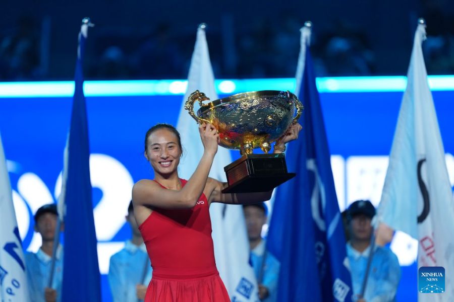 Zheng Qinwen conquista il suo primo titolo WTA 1000 al China Open