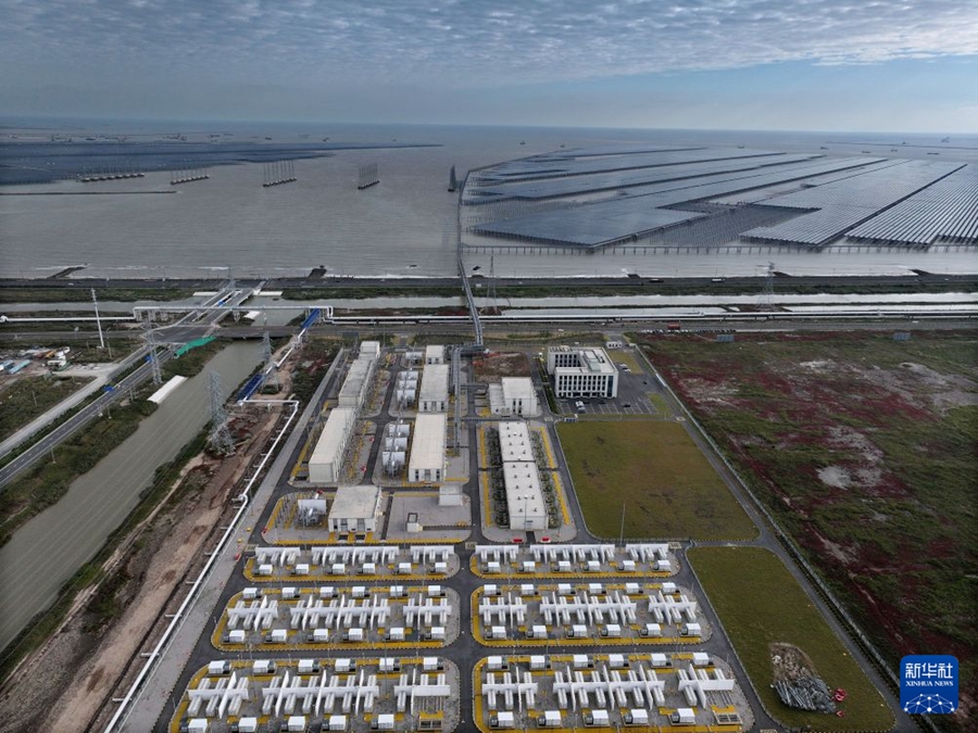 Lianyungang, procede la costruzione del progetto dimostrativo fotovoltaico da 2 milioni di kW nelle aree intertidali