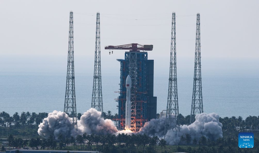 La Cina lancia un nuovo gruppo di satelliti per internet