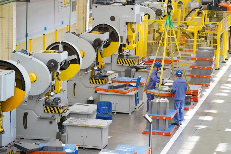 I profitti industriali in Cina registrano una forte crescita, trainati dai settori dell'elettronica e dell'alta tecnologia