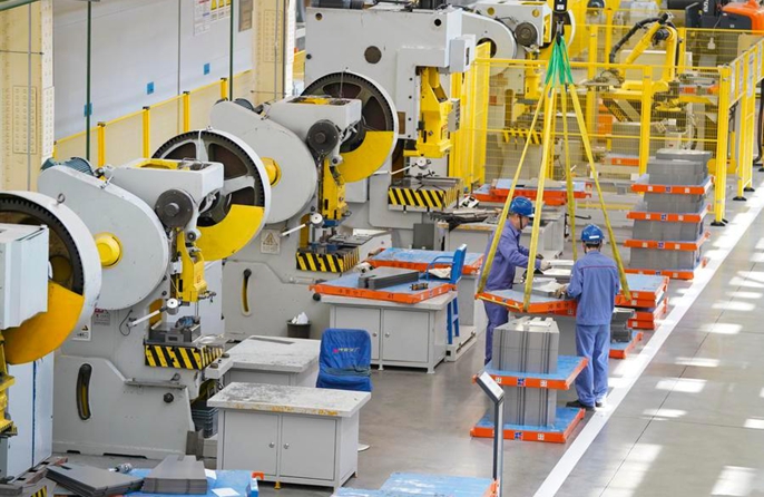 I profitti industriali in Cina registrano una forte crescita, trainati dai settori dell'elettronica e dell'alta tecnologia