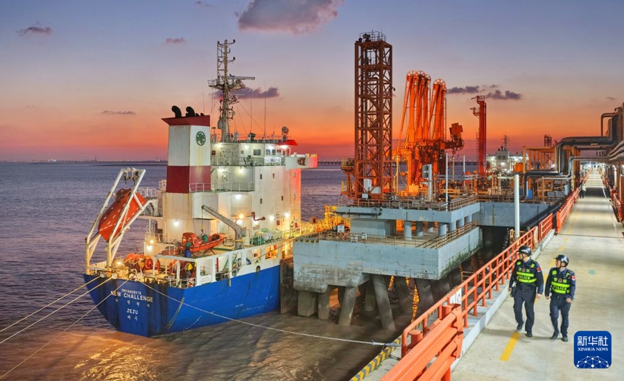 Jiangsu: il porto di Yangkou punta a diventare un'isola energetica offshore